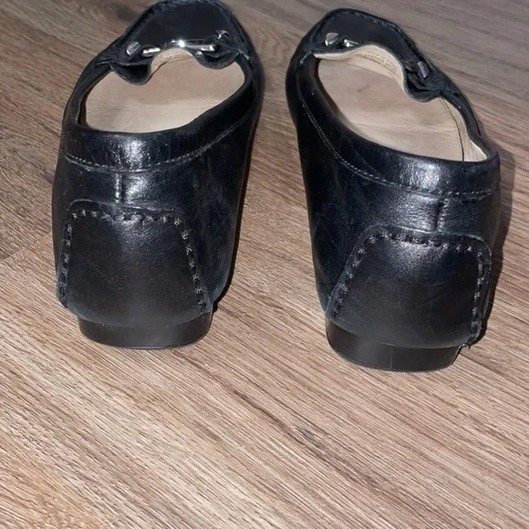 Michael Kors black leather loafers size 7 1/2 M - Picture 3 of 7